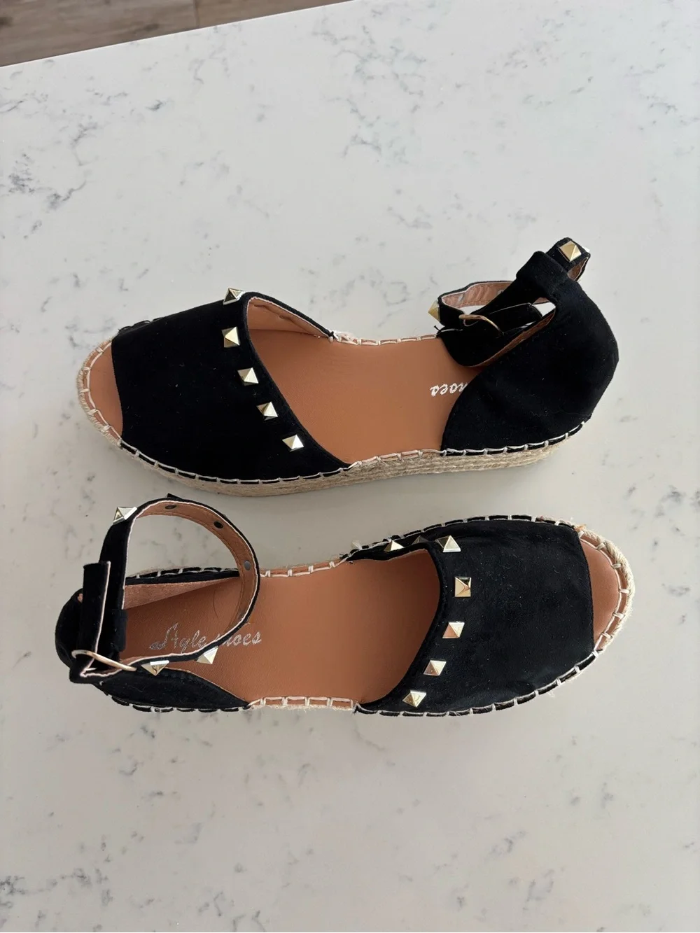 Platform Sandal - Picture 3 of 3